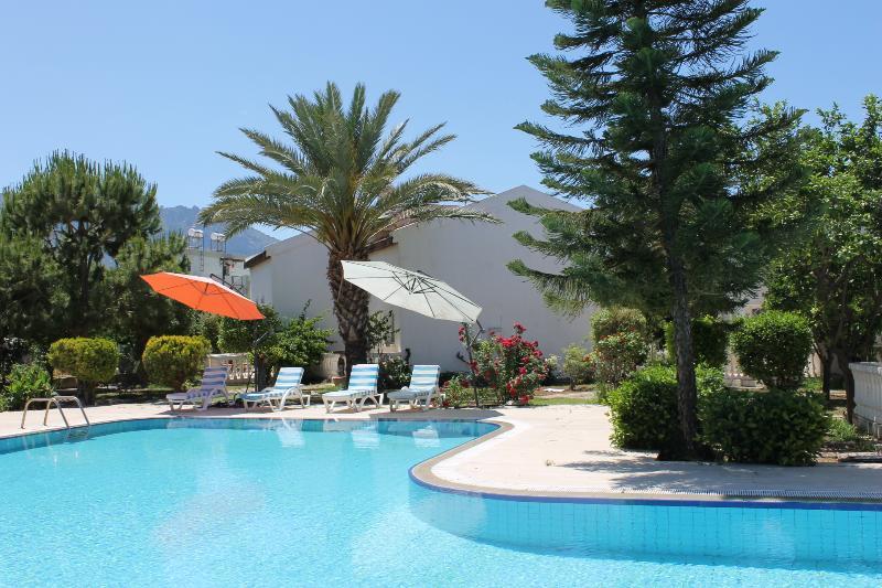 Hotel The & Agios Georgios (Kyrenia)