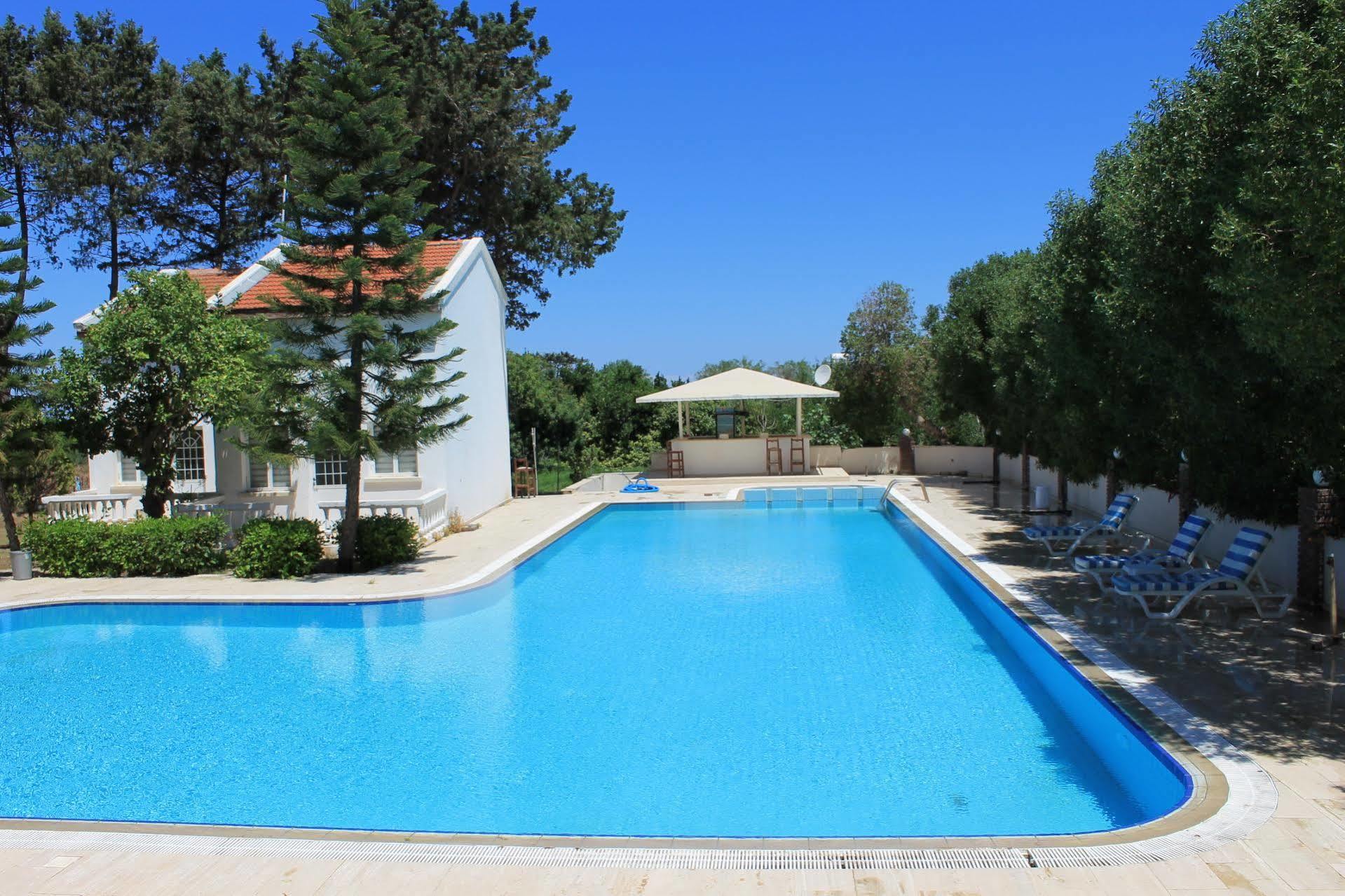 The & 3* Agios Georgios (Kyrenia)