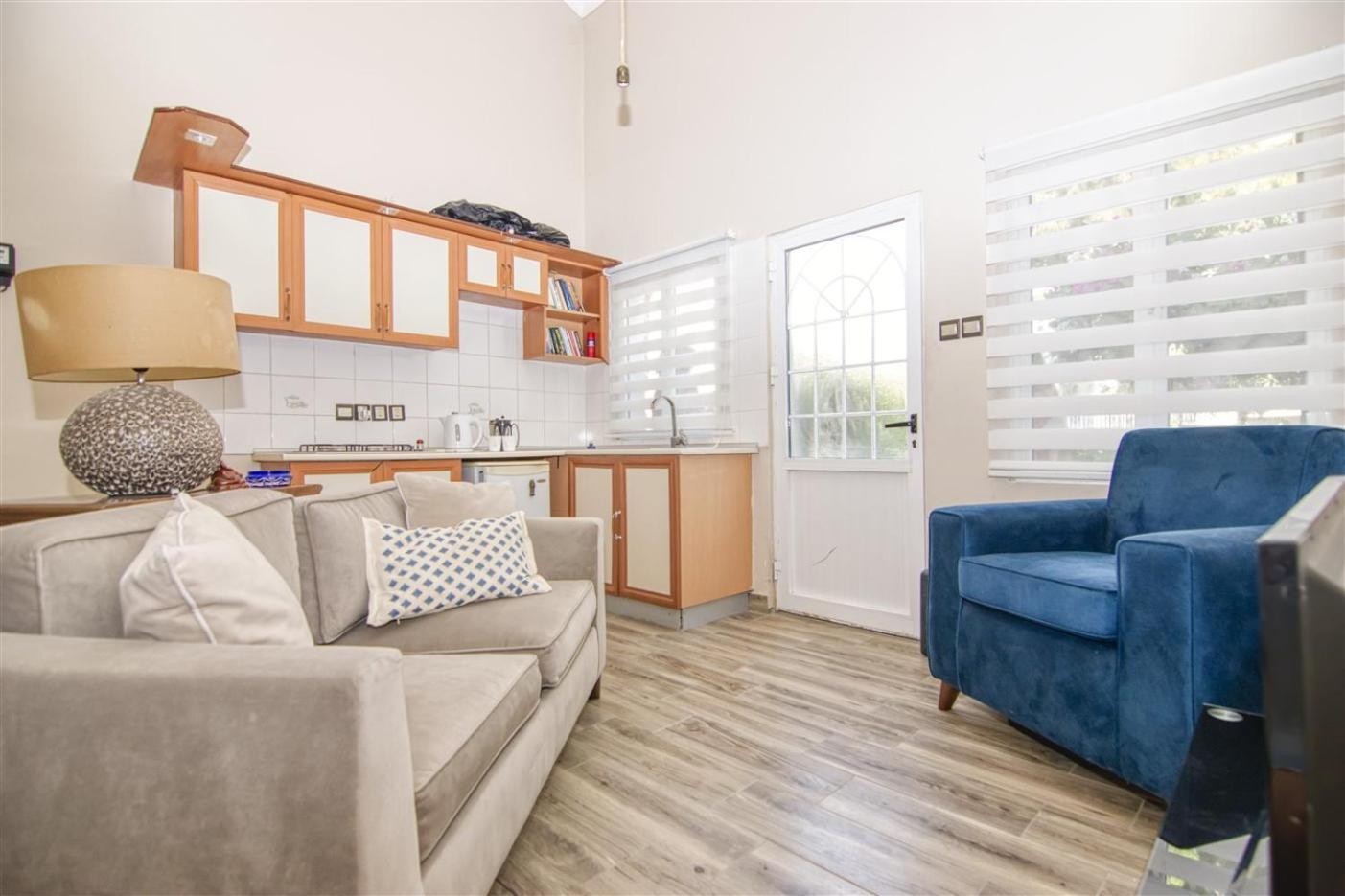Otel The & Agios Georgios (Kyrenia)