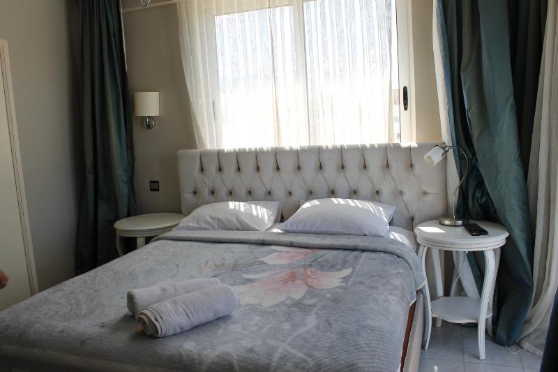 The & 3* Agios Georgios (Kyrenia)